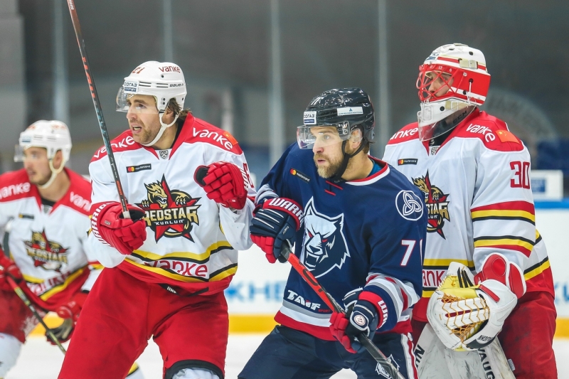 Photo hockey KHL : La chute enraye - KHL - Kontinental Hockey League