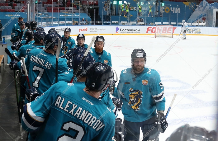 Photo hockey KHL : La course reprend - KHL - Kontinental Hockey League