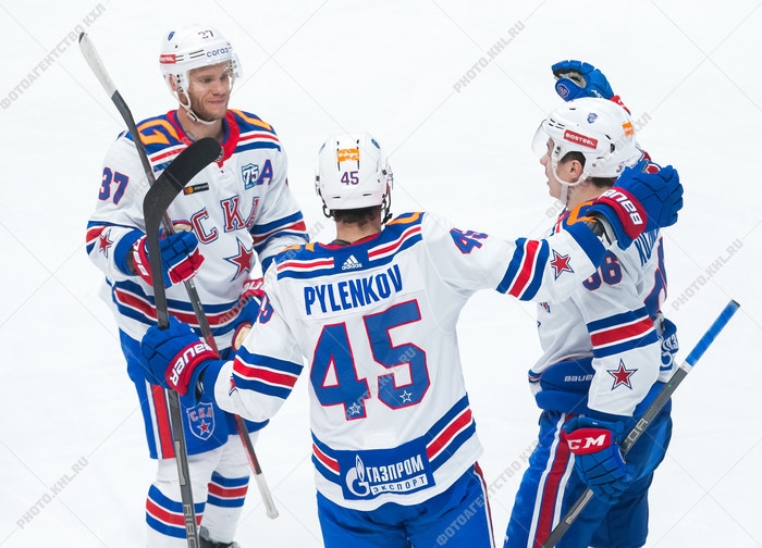 Photo hockey KHL : Le froid est chaud - KHL - Kontinental Hockey League