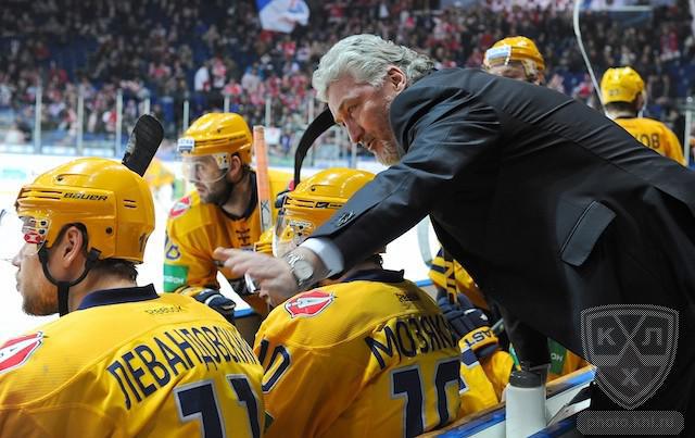 Photo hockey KHL : Le Lokomotiv sort des rails - KHL - Kontinental Hockey League
