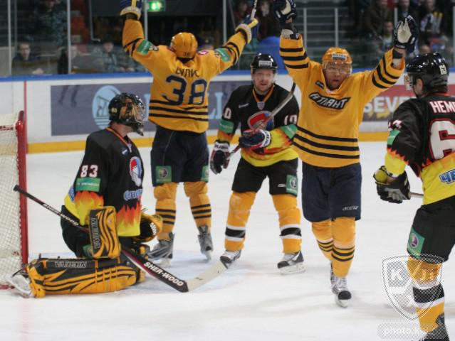 Photo hockey KHL : Le signe indien est bris - KHL - Kontinental Hockey League