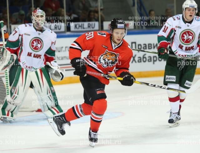 Photo hockey KHL : Le Tigre dvore la panthre - KHL - Kontinental Hockey League