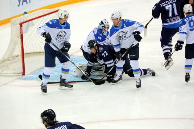 Photo hockey KHL : Les griffes de la panthre - KHL - Kontinental Hockey League