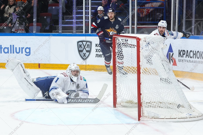 Photo hockey KHL : Magnitka en sera - KHL - Kontinental Hockey League