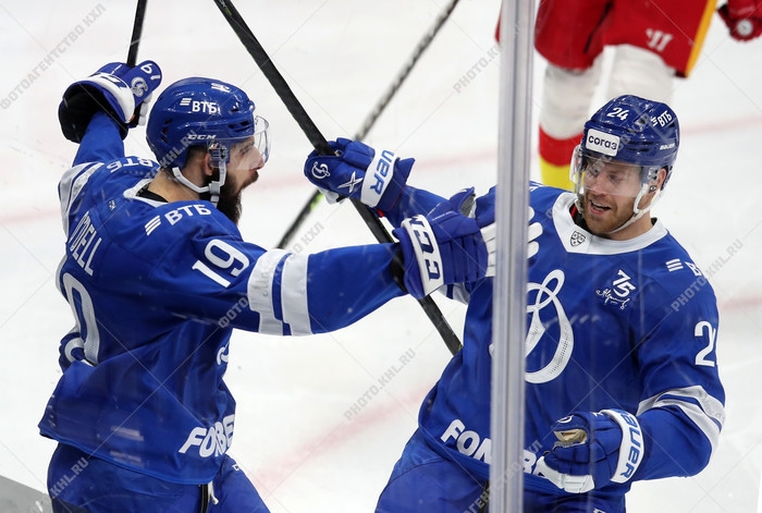 Photo hockey KHL : On cogne sur le patron - KHL - Kontinental Hockey League