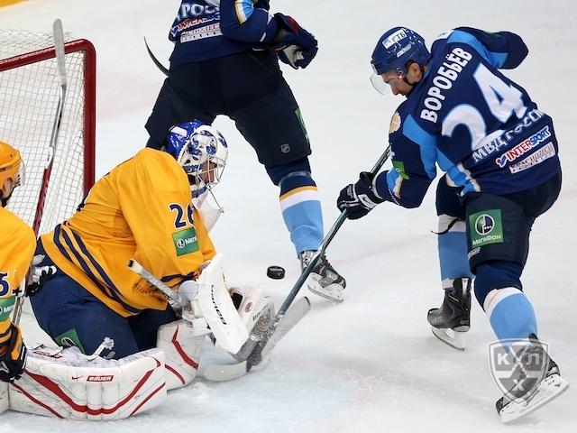 Photo hockey KHL : Petit  petit - KHL - Kontinental Hockey League