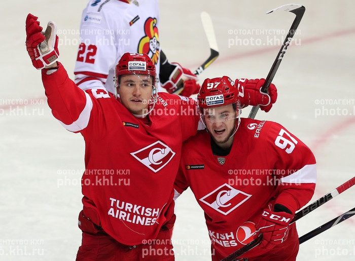 Photo hockey KHL : Puissance du peuple - KHL - Kontinental Hockey League