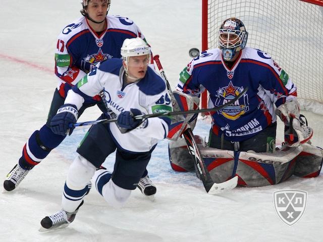 Photo hockey KHL : Quand gardien rime avec hros  - KHL - Kontinental Hockey League