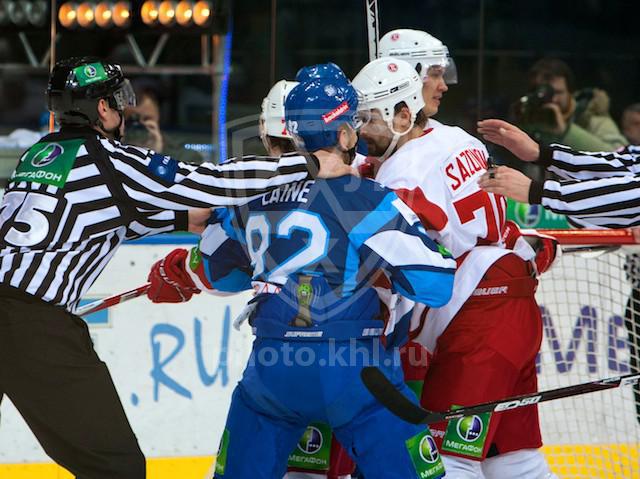 Photo hockey KHL : Reprise mitige - KHL - Kontinental Hockey League