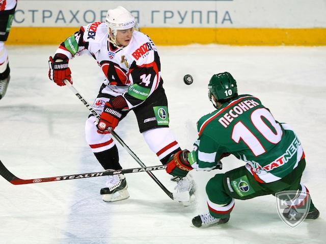 Photo hockey KHL : Roulez bolide ! - KHL - Kontinental Hockey League