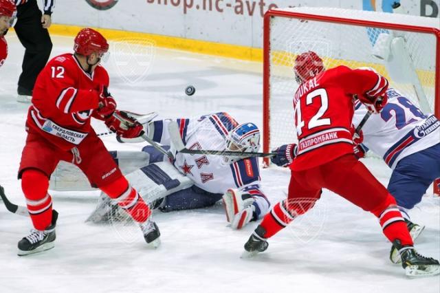 Photo hockey KHL : Roulez bolide - KHL - Kontinental Hockey League