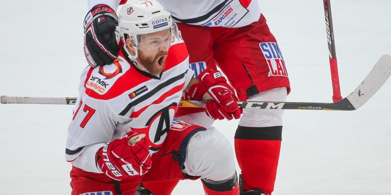 Photo hockey KHL : Stéphane Da Costa au Lokomotiv - KHL - Kontinental Hockey League Photo hockey KHL : Stéphane Da Costa au Lokomotiv - KHL - Kontinental Hockey League