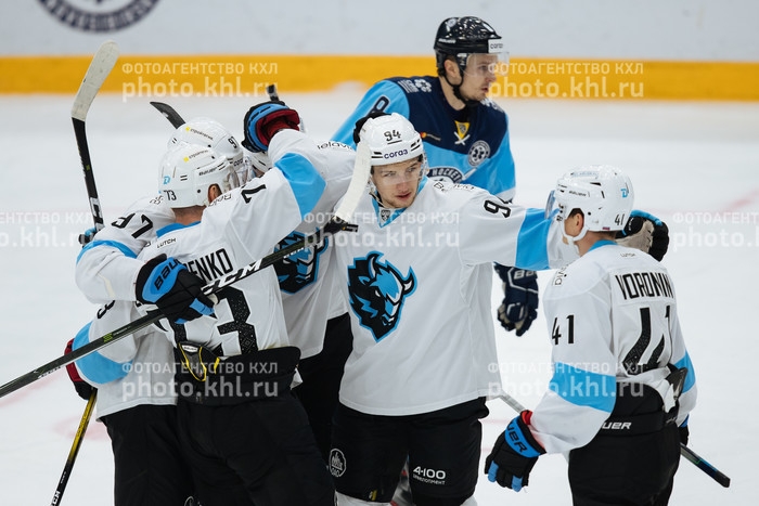 Photo hockey KHL : Tonitruant ! - KHL - Kontinental Hockey League