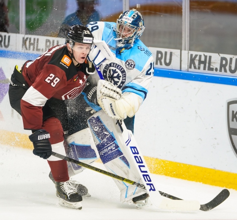 Photo hockey KHL : Toujours plus froid - KHL - Kontinental Hockey League