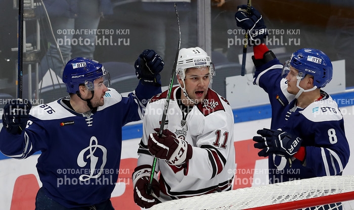 Photo hockey KHL : Un de plus et un de moins  - KHL - Kontinental Hockey League