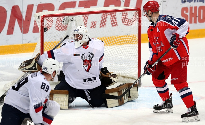 Photo hockey KHL : Vol depuis l
