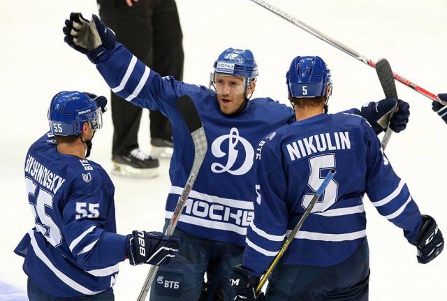 Photo hockey Le Dynamo honore Tchernychyov - KHL - Kontinental Hockey League