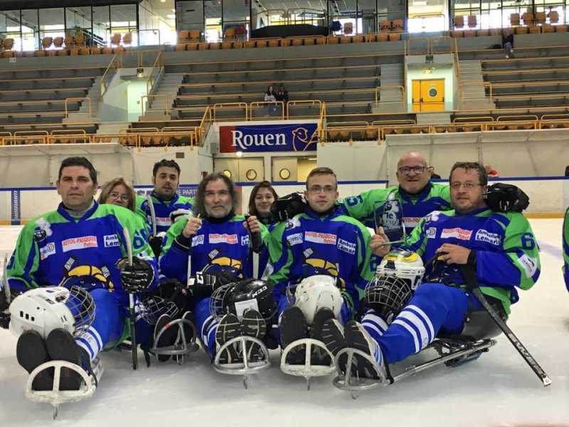 Photo hockey Le Hockey Luge de passage à Rouen - Autour du hockey Photo hockey Le Hockey Luge de passage à Rouen - Autour du hockey