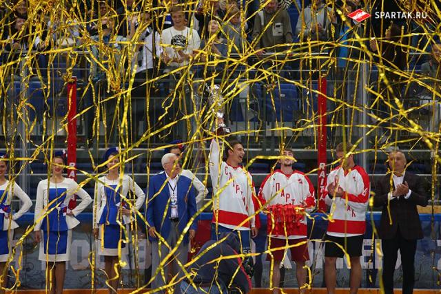 Photo hockey Le Spartak champion de Moscou - KHL - Kontinental Hockey League