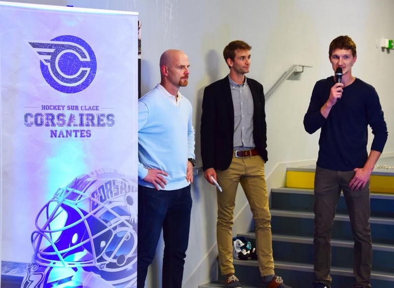 Photo hockey Les Corsaires de Nantes affichent la couleur - Division 1 : Nantes (Les Corsaires) Photo hockey Les Corsaires de Nantes affichent la couleur - Division 1 : Nantes (Les Corsaires)