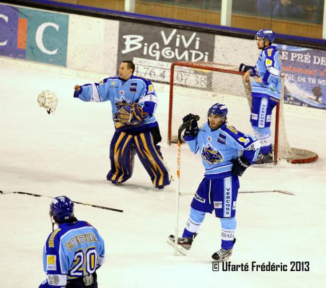 Photo hockey Les Ours portent rclamation - Ligue Magnus : Villard-de-Lans (Les Ours)