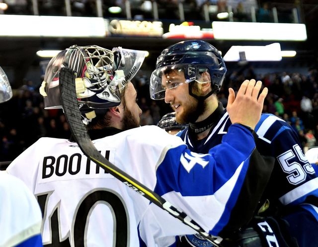 Photo hockey LHJMQ : Les SeaDogs rejoignent l