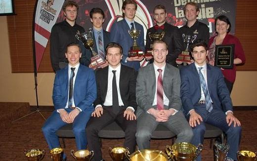 Photo hockey LHJMQ : Remise des prix du Titan - LHJMQ - Ligue de Hockey Junior Majeur du Québec Photo hockey LHJMQ : Remise des prix du Titan - LHJMQ - Ligue de Hockey Junior Majeur du Québec