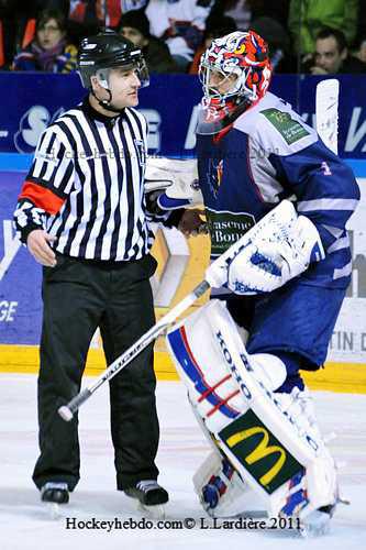 Photo hockey LM : Eddy Ferhi out  - Ligue Magnus : Grenoble  (Les Brleurs de Loups)