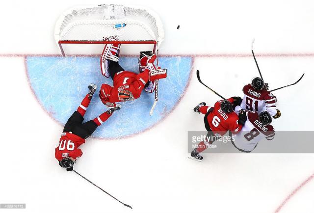 Photo hockey Mondial 16 : Josi pas l et 2 blesss - Championnats du monde