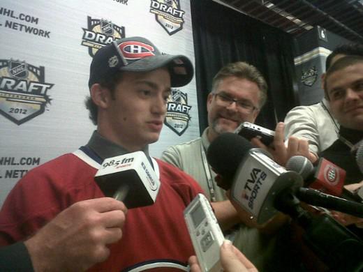 Photo hockey Montréal : Bozon signe ! - NHL : National Hockey League - AHL Photo hockey Montréal : Bozon signe ! - NHL : National Hockey League - AHL