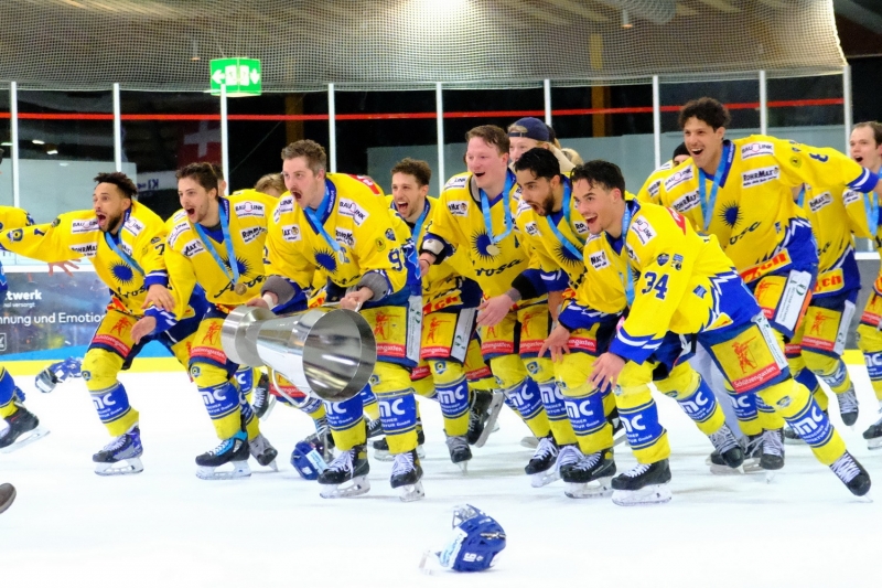 Photo hockey NC: Dübendorf-Arosa en finale ! - Suisse - National Cup Men/Women