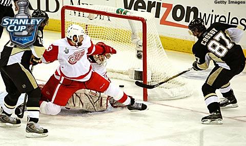 Photo hockey NHL : Crosby remet les Pens en selle - NHL - National Hockey League 