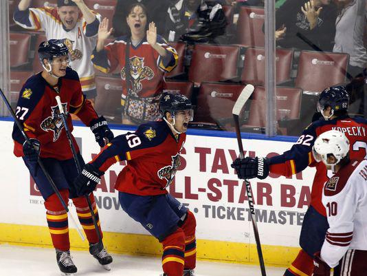 Photo hockey NHL : FLorida plus fort que le vide - NHL : National Hockey League - AHL