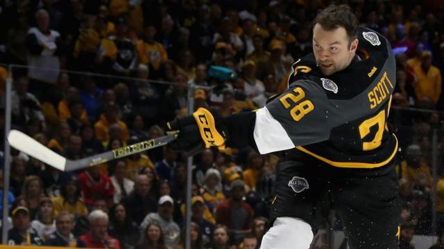 Photo hockey NHL : John Scott rappel par le CH - NHL : National Hockey League - AHL