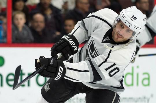 Photo hockey NHL : Mike Richards au ballotage !! - NHL : National Hockey League - AHL