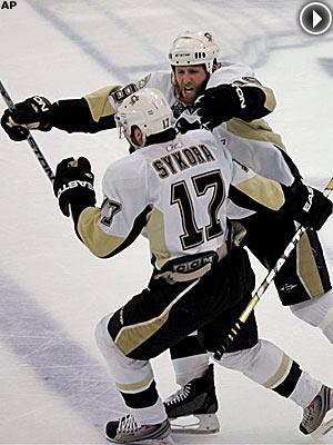 Photo hockey NHL : Pittsburgh sauve sa tte in-extremis - Hockey dans le Monde