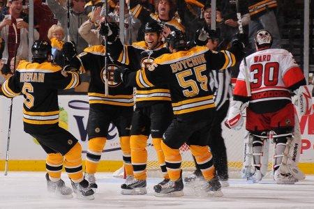 Photo hockey NHL: Boston et Montréal en série. - NHL : National Hockey League - AHL Photo hockey NHL: Boston et Montréal en série. - NHL : National Hockey League - AHL