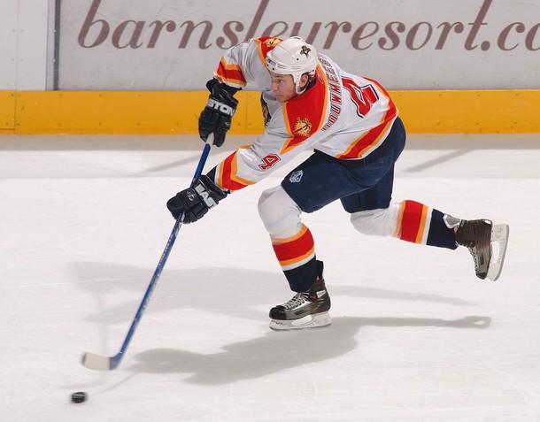 Photo hockey NHL: Bouwmeester à Calgary - NHL : National Hockey League - AHL Photo hockey NHL: Bouwmeester à Calgary - NHL : National Hockey League - AHL