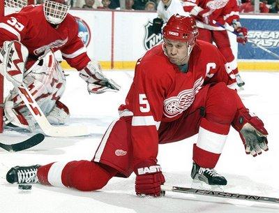 Photo hockey NHL: detroit, Lidstrom prolonge - NHL : National Hockey League - AHL