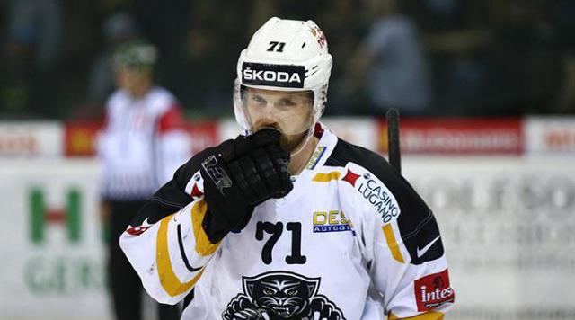 Photo hockey NLA: Le HC Lugano au bout du suspense - Suisse - Divers Photo hockey NLA: Le HC Lugano au bout du suspense - Suisse - Divers