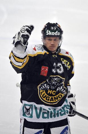 Photo hockey NLA: Petteri Nummelin fid�le ! - Suisse - Divers