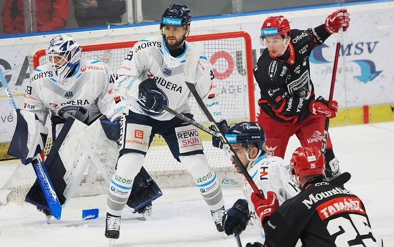 Photo hockey TELH : A la poursuite de la t�te - TELH - Tipsport Extraliga Ledn�ho Hokeje
