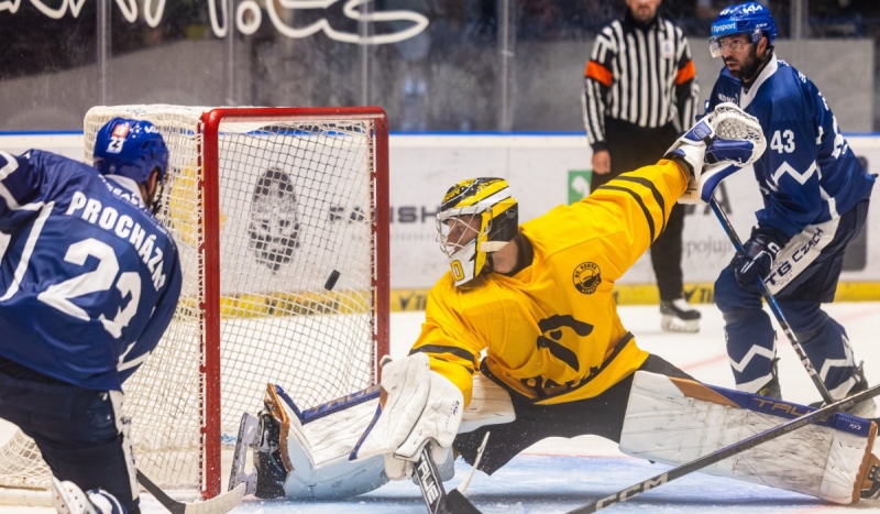 Photo hockey TELH : Derby muscl et serr - TELH - Tipsport Extraliga Lednho Hokeje