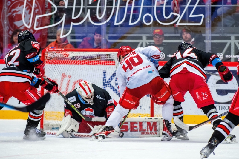 Photo hockey TELH : Le coq fait taire le dragon - TELH - Tipsport Extraliga Lednho Hokeje