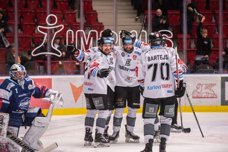 Photo hockey TELH : Le tigre blanc règne sur le lion - TELH - Tipsport Extraliga Ledního Hokeje