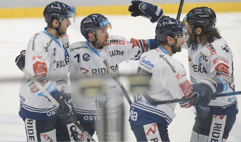 Photo hockey TELH : Les gars de la mine encore premiers - TELH - Tipsport Extraliga Lednho Hokeje