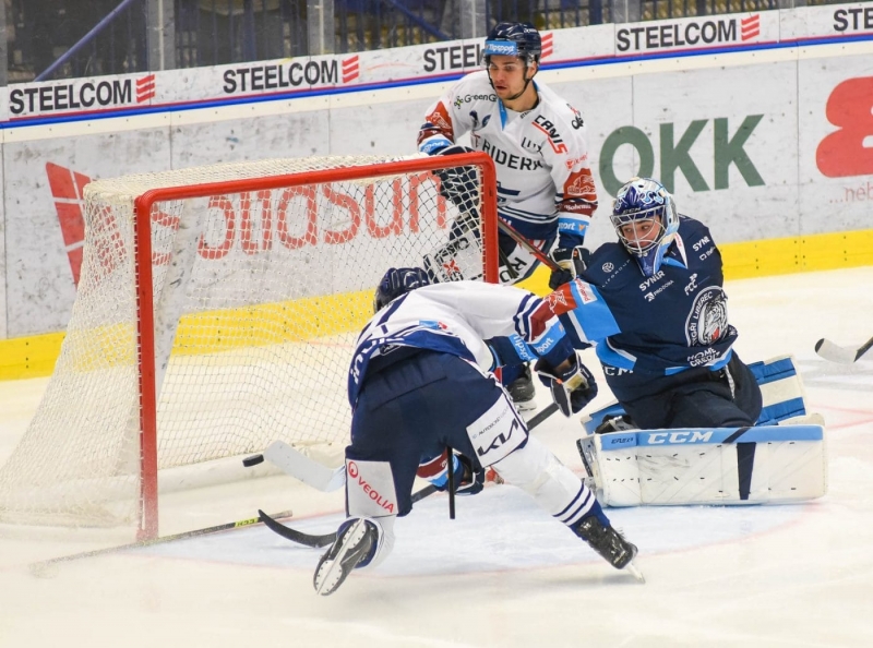 Photo hockey TELH : Lourd coup de pioche des mineurs - TELH - Tipsport Extraliga Lednho Hokeje