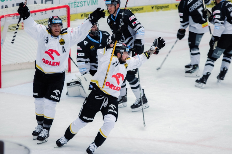 Photo hockey TELH : Trs rapide en haut de classement - TELH - Tipsport Extraliga Lednho Hokeje