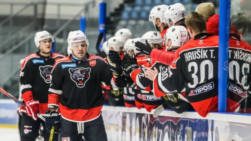 Photo hockey Tipos SHL : Les Knights en enfer - Hockey en Europe