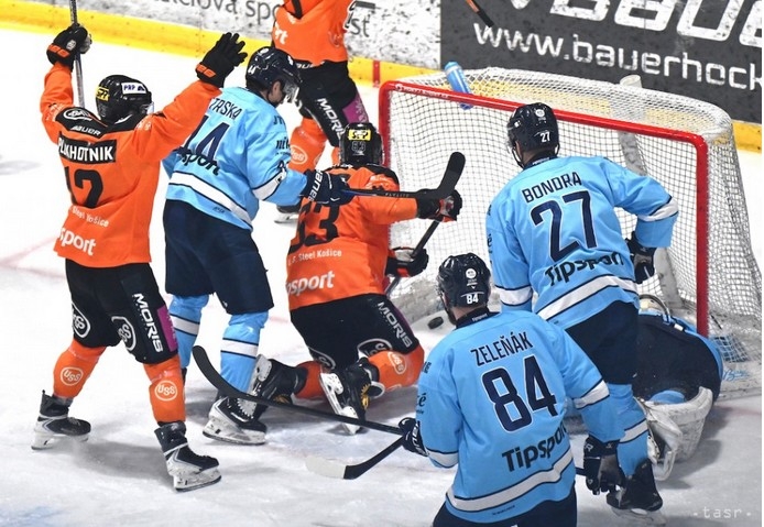 Photo hockey Tipsport Liga : Le leader retombe - Tipsport Liga